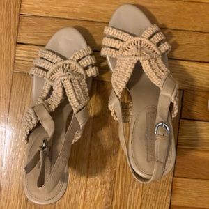 Banana republic cream open toed heels